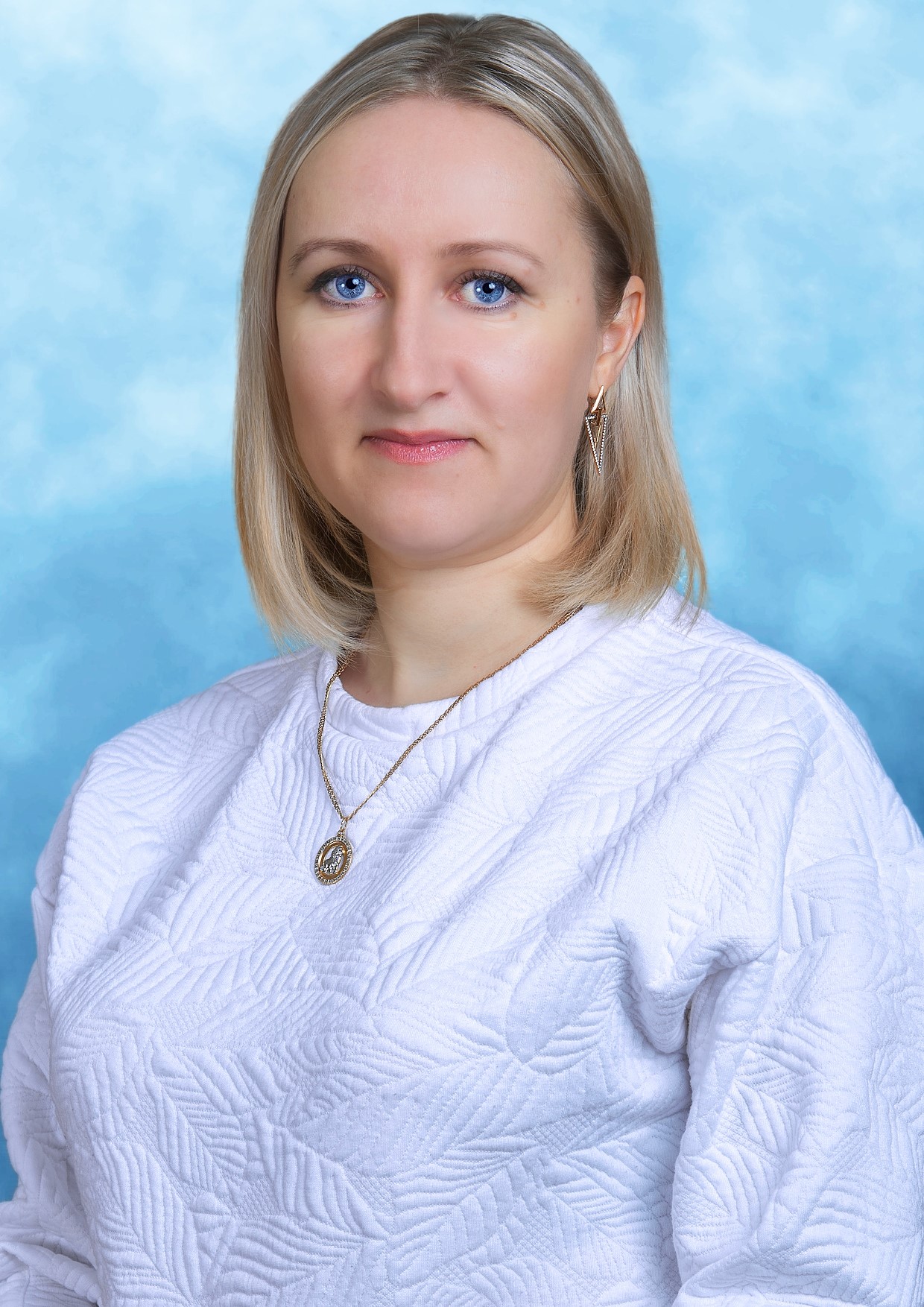 Лисова Марина Васильевна.